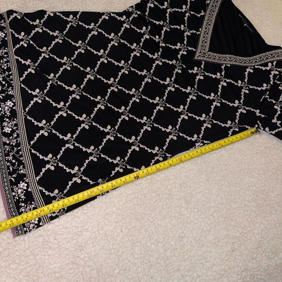 WHBM Womens Black Purple White Trellis Pattern Stretch Tunic Small EUC - Picture 9 of 11